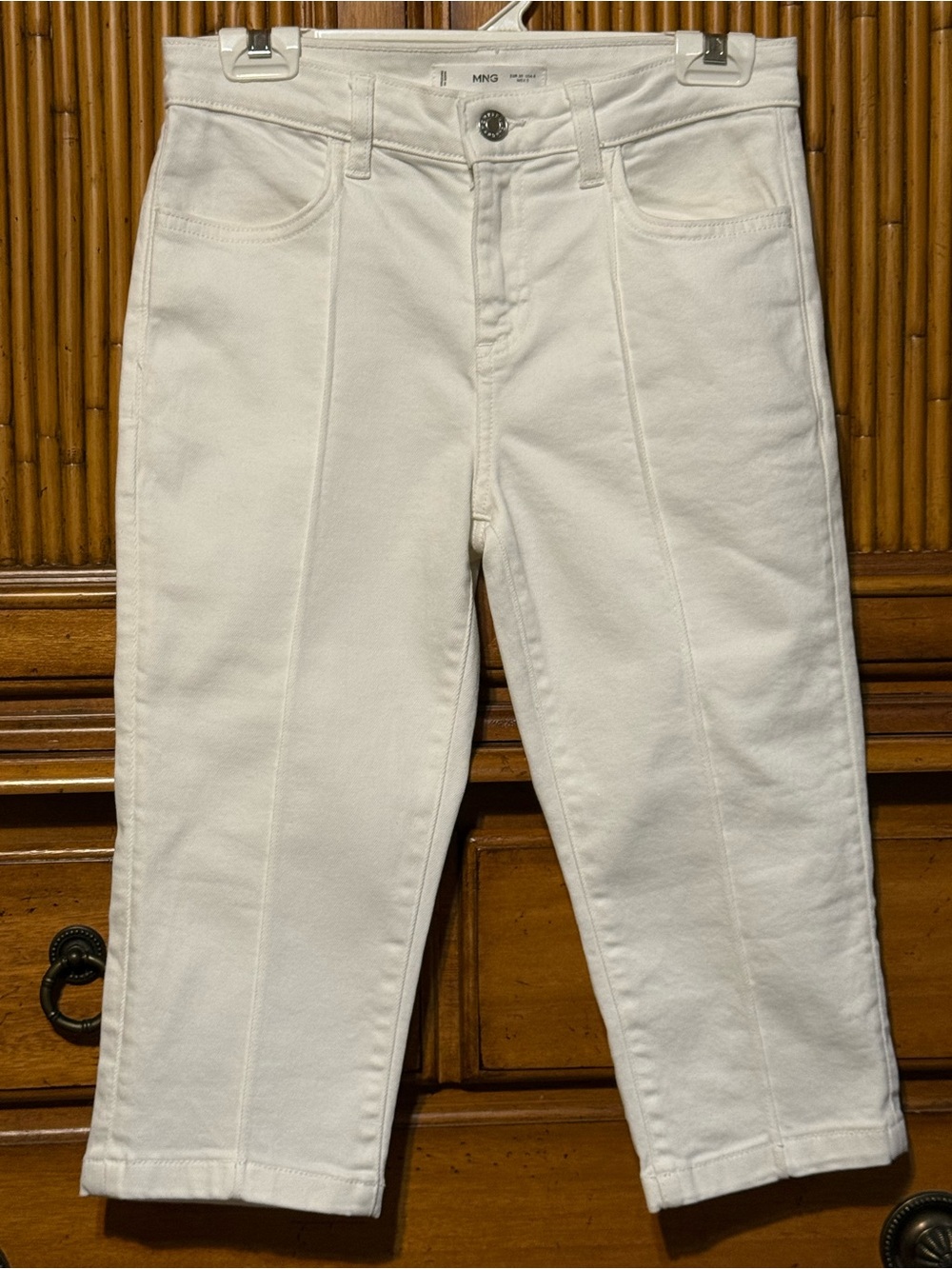Mango White Mid-rise Capris Jeans with Front Seams